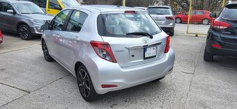 Toyota Yaris 1.0i rok 2012 naj.130000 km - 4