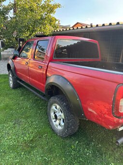 Nissan Navara d22 - 4