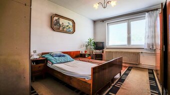 RODINNÝ DOM V PRUSKOM ZA CENU BYTU S VEĽKÝM POTENCIÁLOM - 4