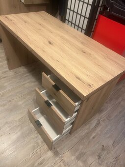 Predám tento kancelársky stôl - 4