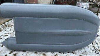 Čln Admiral 290 s kýlom - 4