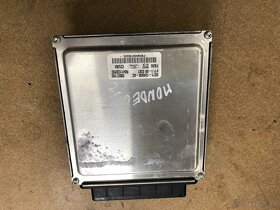 ford mondeo 3 budiky jednotka spinač ventilator motorček - 4