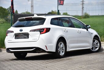 Toyota Corolla Kombi TS 2.0 HYBRID E-CVT SR 2021 DPH - 4