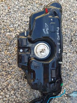 fiat punto 2 1.2 44kw 188A4000 2004 - 4