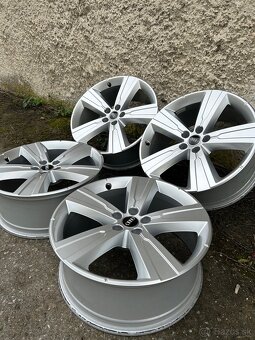 Disky AUDI R20 5x112 Q7 - 4