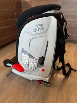 Autosedačka Britax Römer Advansafix III - 4