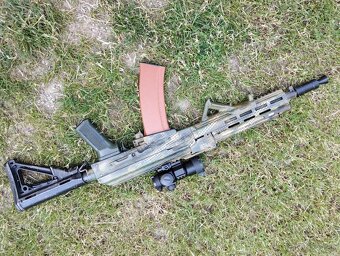 AK04 - 4