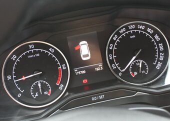 Na predaj Škoda Superb III combi 2019 2.0 TDI 110kw - 4