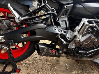 Nový Univerzálny výfuk na motorku Yoshimura - Karbón - 4