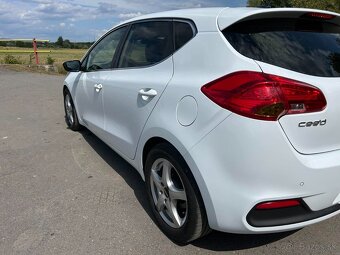 Kia Ceed Platinum 1,6CRDi 94kw - 4
