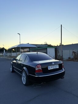 Volkswagen Passat 4.0 W8 - 4
