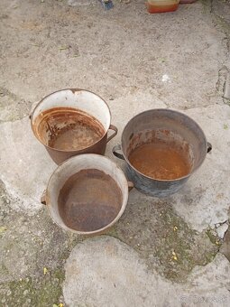 Staré liatinové hrnce - 4
