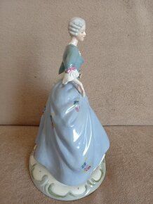 Soska royal dux dama so psikom - 4