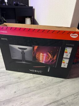 27" BenQ Mobiuz EX2710Q - 4
