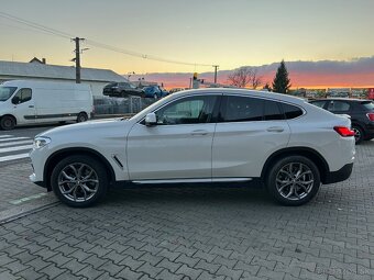 BMW X4 xDrive20d xLine A/T - 4