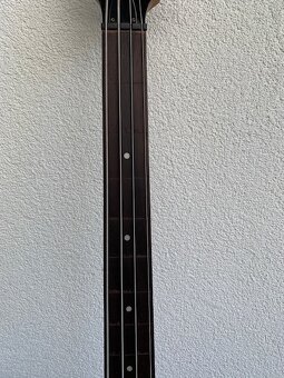 Predám Basovú gitaru IBANEZ GSR 200 bezpražcová úprava - 4