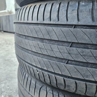 235/45 r18 Michelin - 4