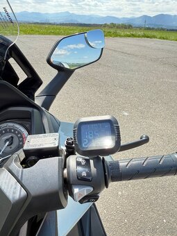 Honda Forza 125 - 4