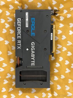 GIGABYTE GeForce RTX 3060 EAGLE OC 12G - 4