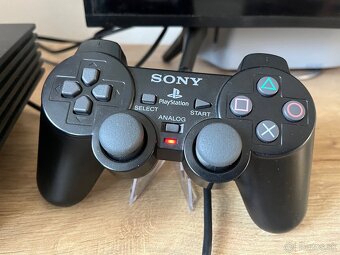 Playstation 2 + ovládač - 4