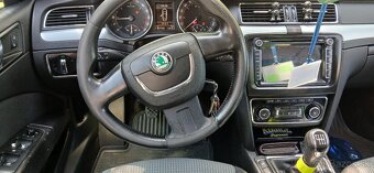 Škoda Superb - 4
