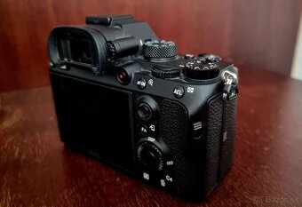 Sony A7 III - 4