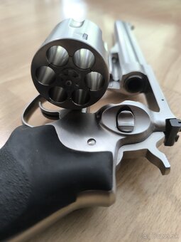 revolver Ruger Redhawk,44 magnum - 4