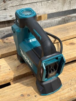 AKU kompresor Makita - 4