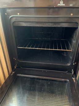 Celoelektricky sporák - 4