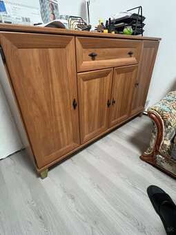 Komoda - 4