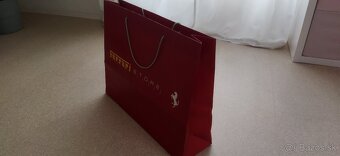 Vlajka, plagát, taška Ferrari - 4