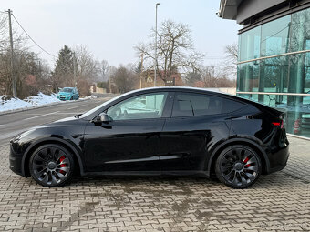 Tesla Model Y DUAL MOTOR 4x4 PERFORMANCE - 4