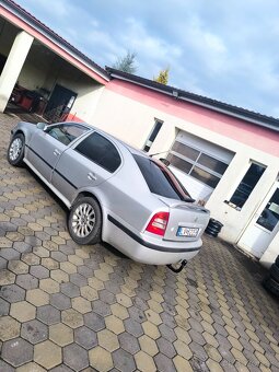 Skoda Octavia - 4