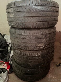 Michelin 245/40 r18 - 4