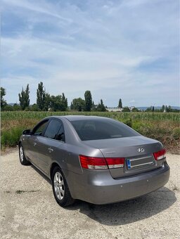 Hyundai Sonata automat - 4