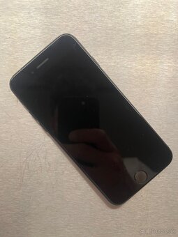 iPhone se 2020 64GB - 4