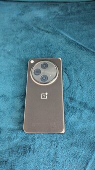 OnePlus Open - 4