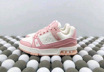 Louis Vuitton Pink Rose - 4