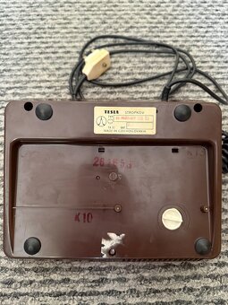 Plastový retro telefón Tesla Stropkov Es 4620 - 4