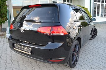 VW GOLF VII 1.6 TDI, ELEKTRÓNY R18 + NOVÉ LETNÉ GUMY, FÓLIE - 4
