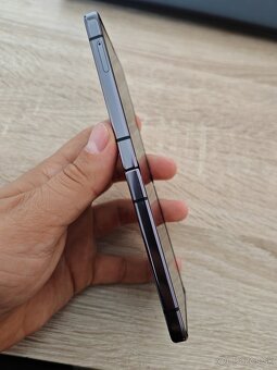 Samsung Galaxy Z Flip 5 8/256GB - 4