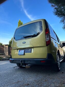 Ford Tourneo Connect 1.6 TDCI 70kw Ťažné,Klíma,5-miestne,BT - 4