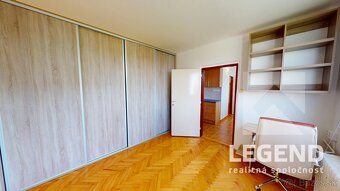 3i byt Nové Zámky, 67 m2, balkón, blízko stanice - 4