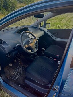 Toyota yaris 1.0T 5D - 4
