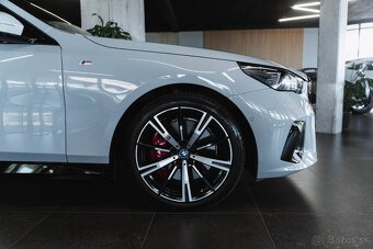 BMW 550e M-Sport xDrive - 4