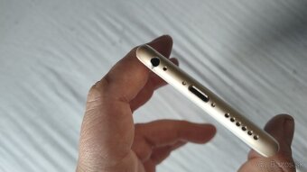 Predam iPhone 6s 32GB , zachovalý - 4