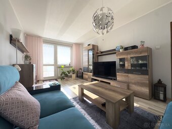 REKONŠTRUOVANÝ VEĽKÝ 3 IZB. BYT S DVOMI BALKÓNMI, 84M2, ROBO - 4