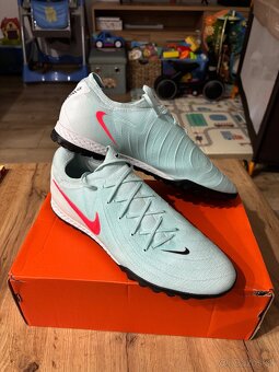 Nike Phantom GX2 Pro TF (Turf) - 4