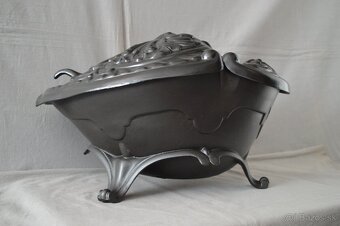 Liatinový uhlák - 4