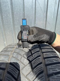 Goodyear Ultragrip Performance + 235/45 R18 98V zimné - 4